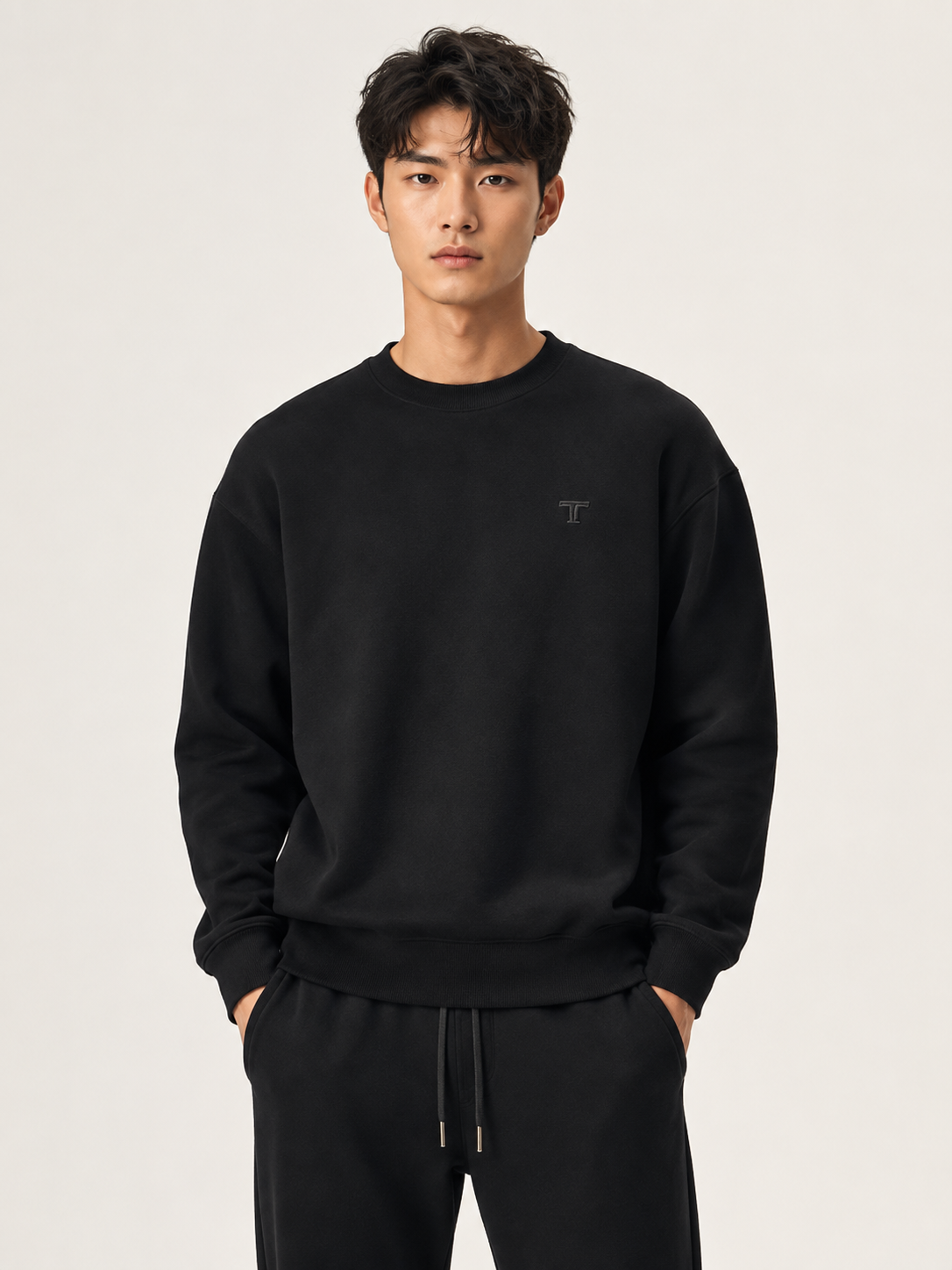 Turner Black Sweatshirt